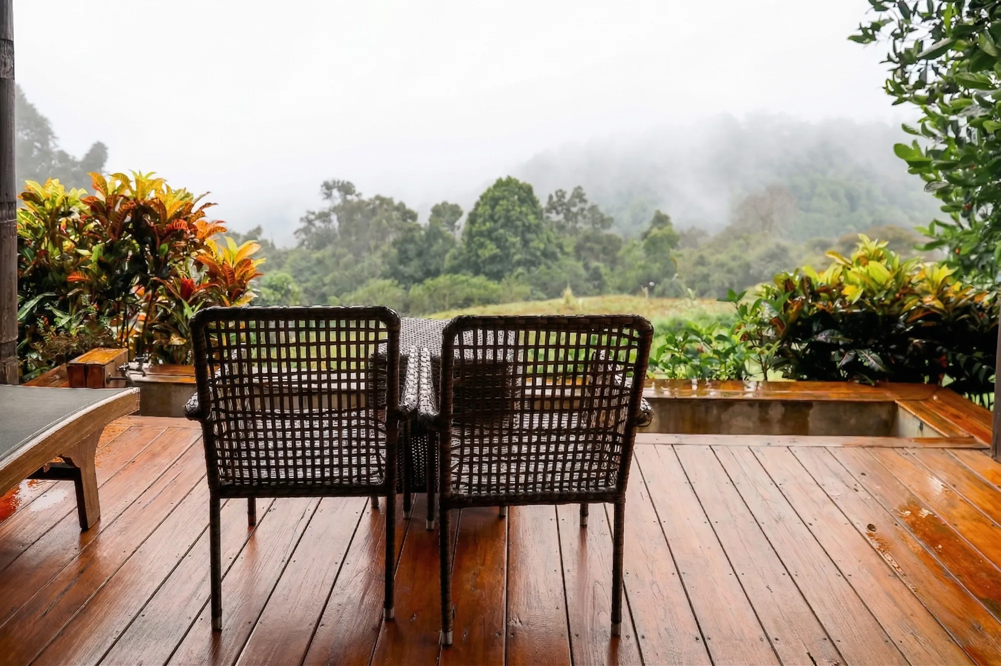 Cozy cabin in the mist &ndash; Mountain Sanctuary
