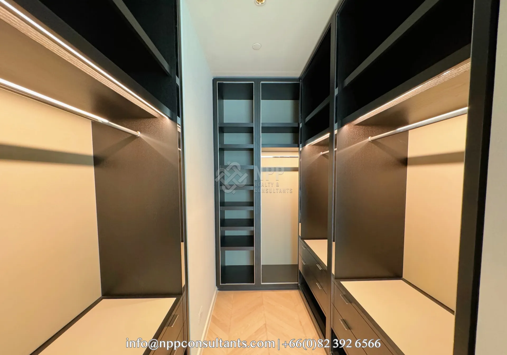 ภาพภายในห้องชุด 1 ห้องนอน 8