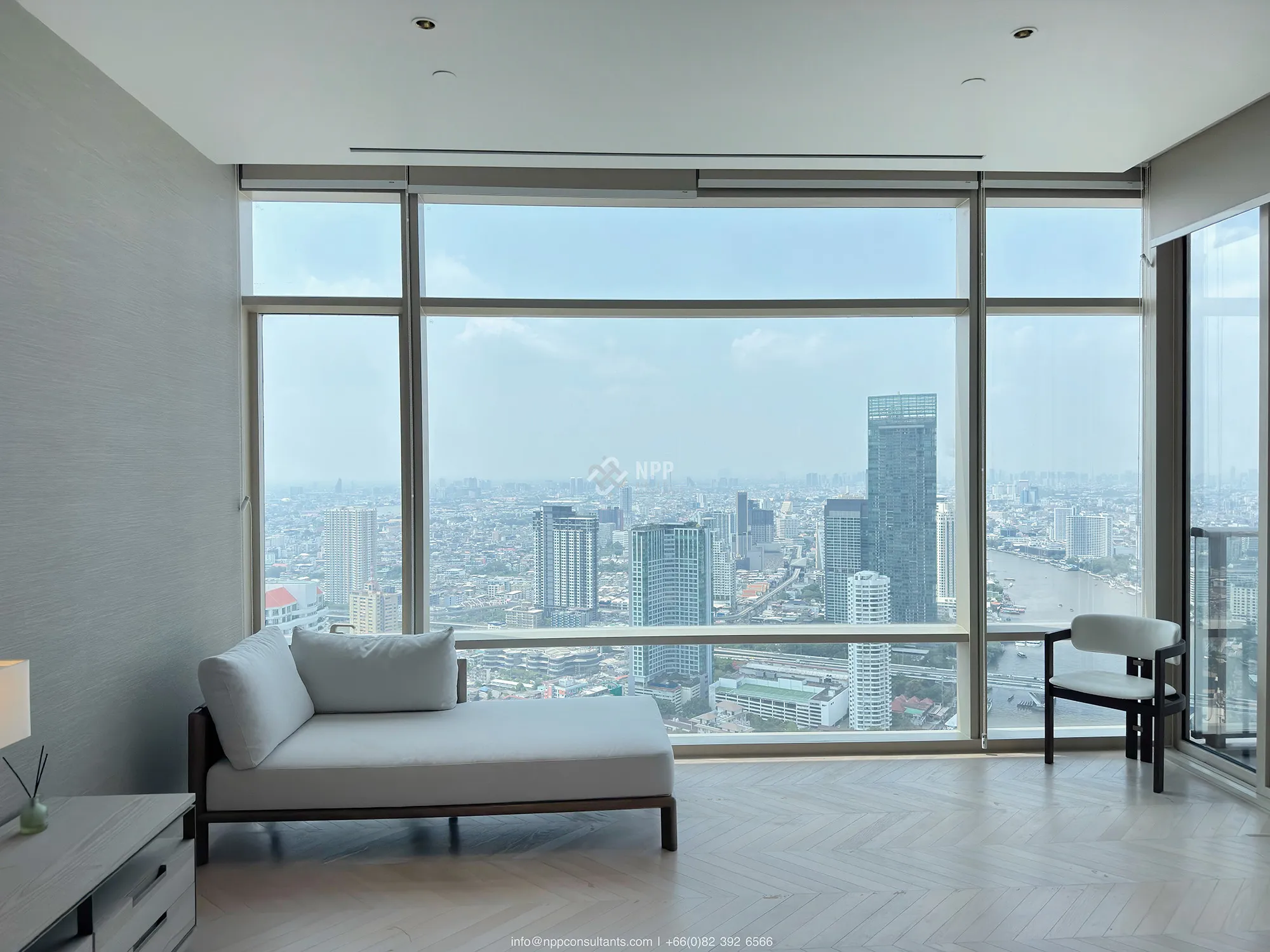 ภาพภายในห้องชุด 4 ห้องนอน 14