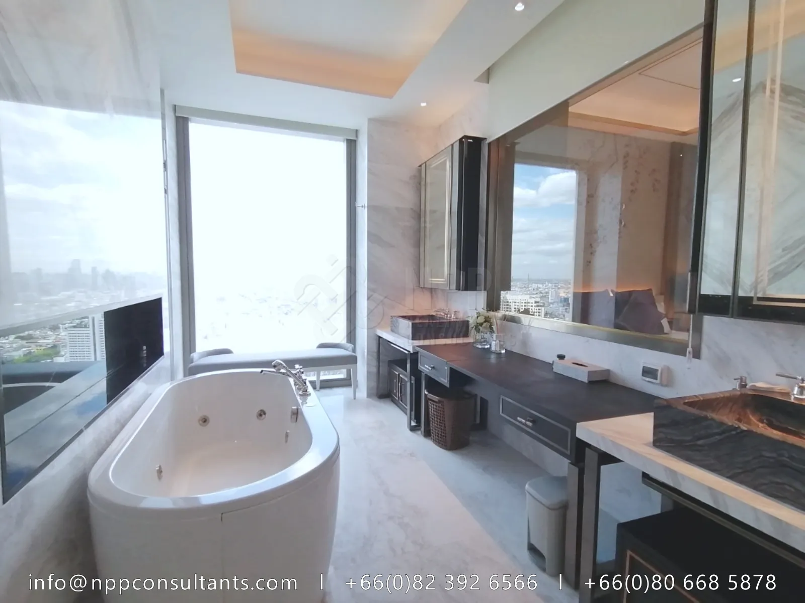 ภาพภายในห้องชุด 3 ห้องนอน 14