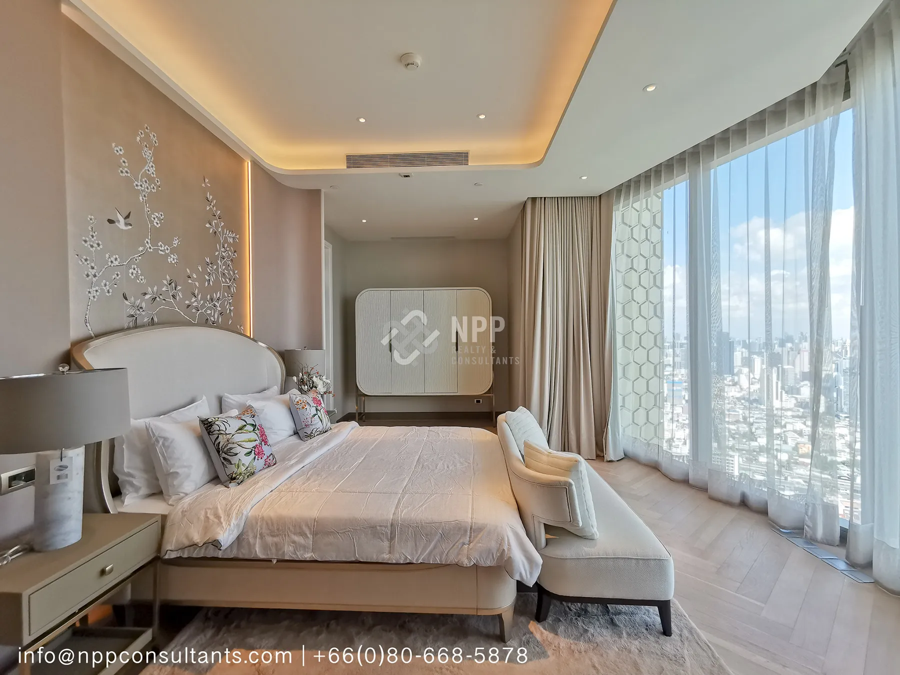 ภาพภายในห้องชุด 6 ห้องนอน 13