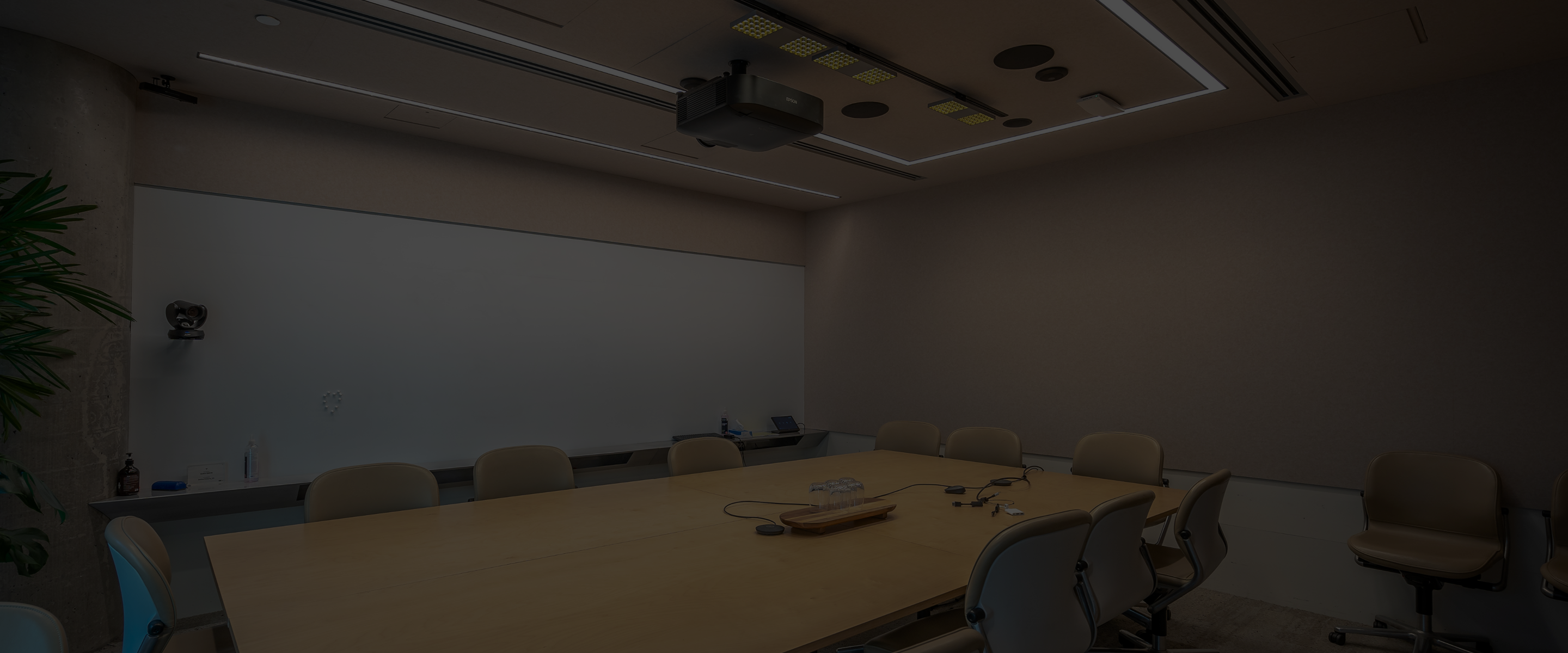 article-container-background